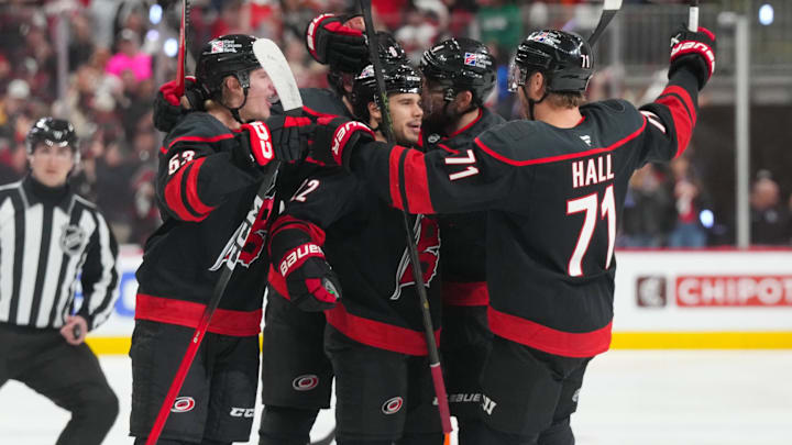 Logan Stankoven and the Hurricanes are big home favorites against the Flyers.
