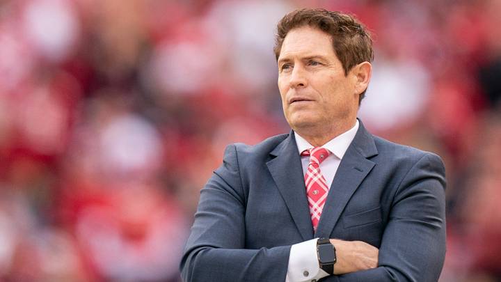 January 19, 2020; Santa Clara, California, USA; San Francisco 49ers former quarterback Steve Young before the NFC Championship Game against the Green Bay Packers at Levi's Stadium. Mandatory Credit: Kyle Terada-USA TODAY Sports January 19, 2020; Santa Clara, California, USA; San Francisco 49ers former quarterback Steve Young before the NFC Championship Game against the Green Bay Packers at Levi's Stadium. Mandatory Credit: Kyle Terada-USA TODAY Sports