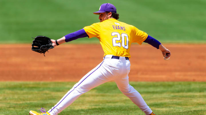Casan Evans 20, LSU Tigers take on the Tennessee Vols. Sunday, April 27, 2025.