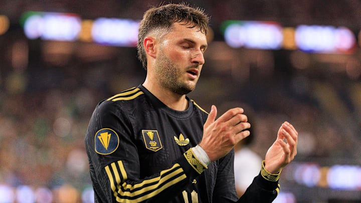 Santiago Gimene hasn't started Mexico's last two games.