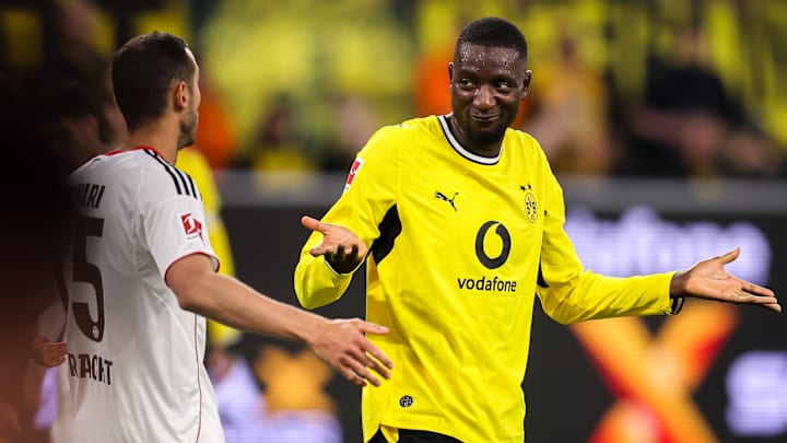 Borussia Dortmund v Eintracht Frankfurt - Bundesliga