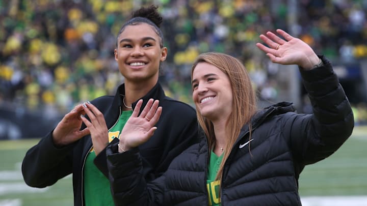 Former Oregon women basketball players Satou Sabally, left, and Sabrina Ionescu are introduced during the Oregon Colorado Saturday Oct. 30, 2021.
Eug 103021 Uo Cofb10 Former Oregon women basketball players Satou Sabally, left, and Sabrina Ionescu are introduced during the Oregon Colorado Saturday Oct. 30, 2021.
Eug 103021 Uo Cofb10