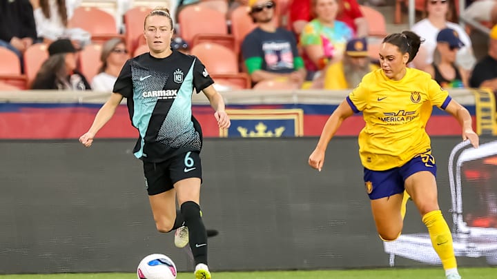 Emily Sonnett of Gotham FC