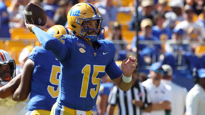Sep 26, 2026; Pittsburgh, Pennsylvania, USA; Pittsburgh Panthers quarterback Holden Geriner (15) passes against the Bucknell Bison during the third quarter at Acrisure Stadium. Mandatory Credit: Charles LeClaire-Imagn Images Sep 26, 2026; Pittsburgh, Pennsylvania, USA; Pittsburgh Panthers quarterback Holden Geriner (15) passes against the Bucknell Bison during the third quarter at Acrisure Stadium. Mandatory Credit: Charles LeClaire-Imagn Images