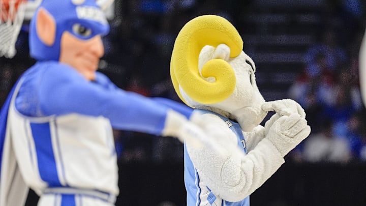 UNC basketball versus Duke