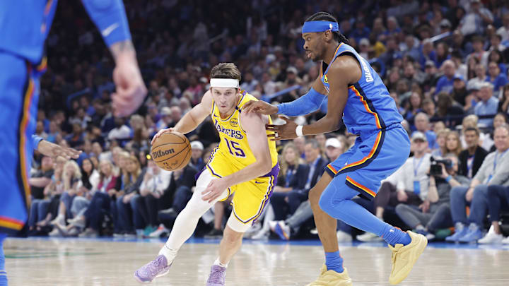 Austin Reaves estará disponible para la serie contra OKC