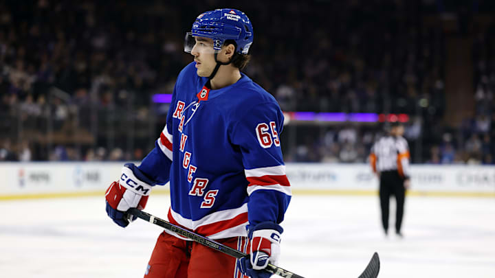 Toronto Maple Leafs v New York Rangers