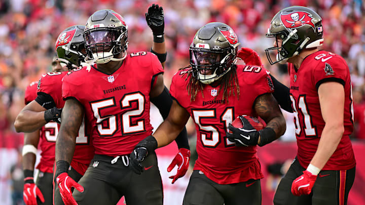 Former Tampa Bay Buccaneers linebacker K.J. Britt is signing a free agent deal with the Miami Dolphins.