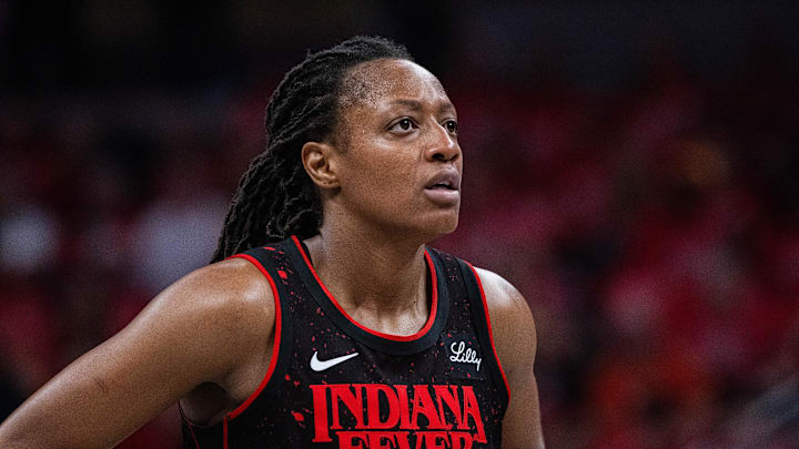 Indiana Fever guard Kelsey Mitchell (0)