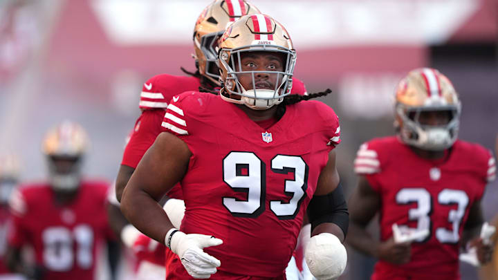 Oct 19, 2025; Santa Clara, California, USA; San Francisco 49ers defensive tackle Kalia Davis (93) before the game against the Atlanta Falcons at Levi's Stadium. Mandatory Credit: Darren Yamashita-Imagn Images Oct 19, 2025; Santa Clara, California, USA; San Francisco 49ers defensive tackle Kalia Davis (93) before the game against the Atlanta Falcons at Levi's Stadium. Mandatory Credit: Darren Yamashita-Imagn Images