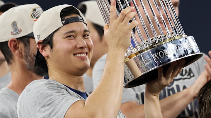 World Series - Los Angeles Dodgers v Toronto Blue Jays - Game Seven World Series - Los Angeles Dodgers v Toronto Blue Jays - Game Seven