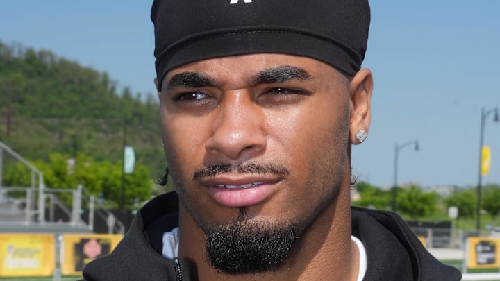 LSU Tigers defensive back Mansoor Delane