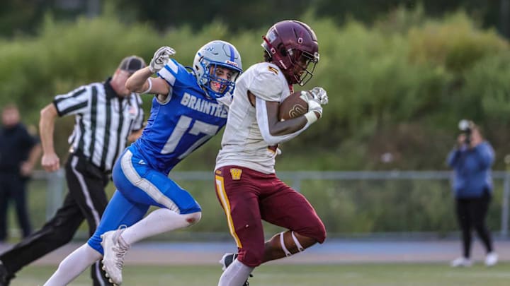 Weymouth takes on Milton on Friday night at 7:00 PM in a battle of two undefeated opponents. Weymouth takes on Milton on Friday night at 7:00 PM in a battle of two undefeated opponents.