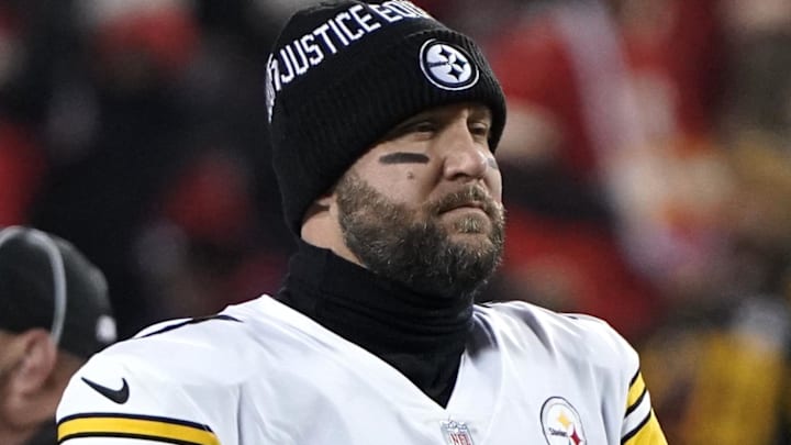 Jan 16, 2022; Kansas City, Missouri, USA; Pittsburgh Steelers quarterback Ben Roethlisberger (7) looks on before the game against the Kansas City Chiefs in an AFC Wild Card playoff football game at GEHA Field at Arrowhead Stadium.