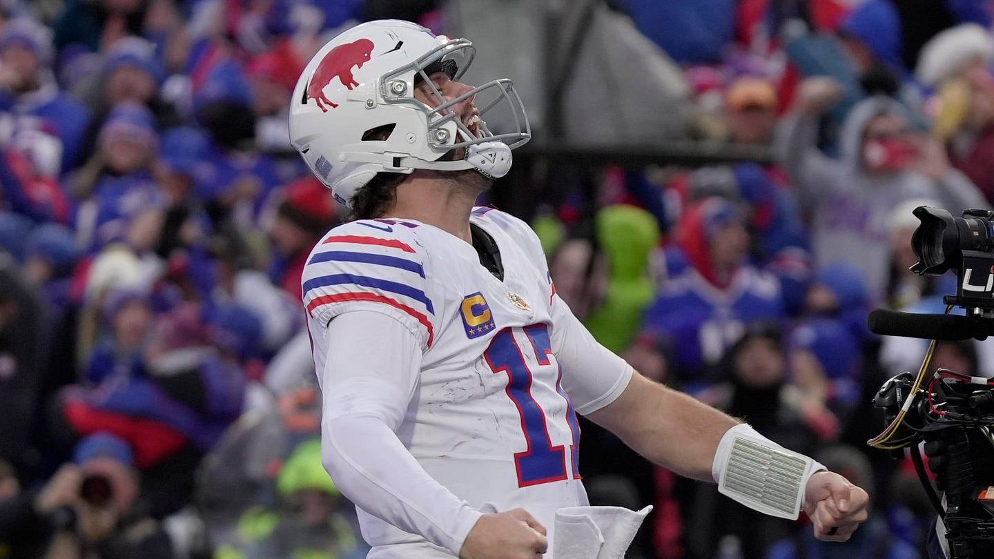 Josh Allen breaks multiple records held by NFL greats in Bills' 44-32 win