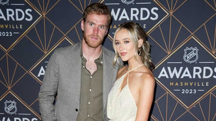 Connor McDavid and Lauren Kyle arrive on the red carpet before the 2023 NHL Awards at Bridgestone Arena. 