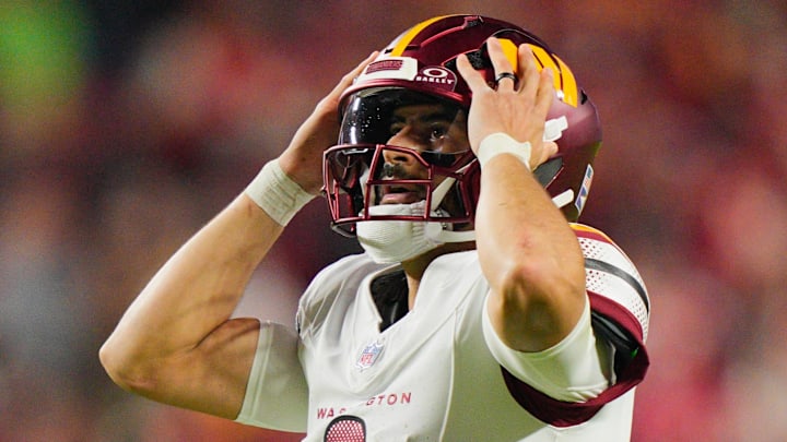 Marcus Mariota didn’t perform well in place of the injured Jayden Daniels on Monday night.