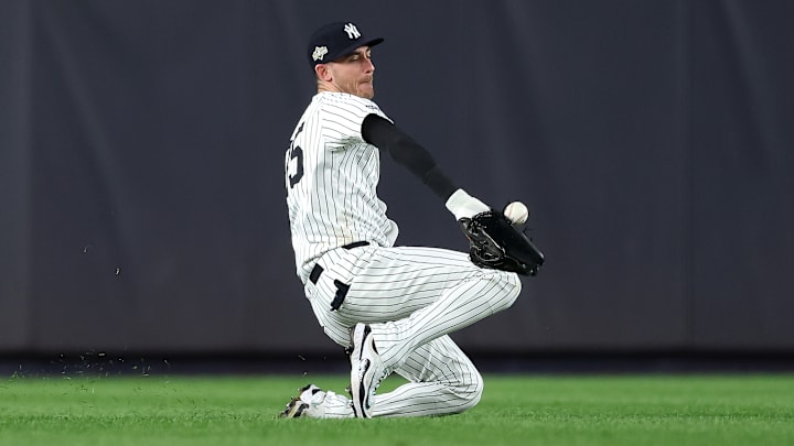 Division Series - Toronto Blue Jays v New York Yankees - Game Three Division Series - Toronto Blue Jays v New York Yankees - Game Three