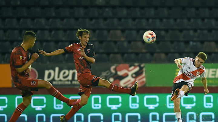 Newell's Old Boys v River Plate - Torneo Liga Profesional 2021