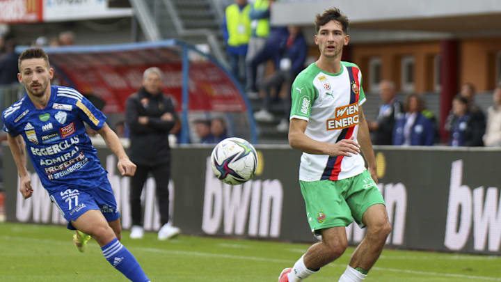 Leo Greiml (re.) im Einsatz gegen Donis Avdijay Leo Greiml (re.) im Einsatz gegen Donis Avdijay