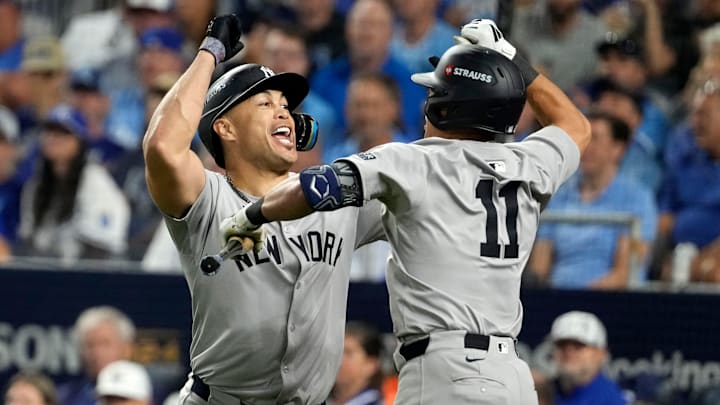 Division Series - New York Yankees v Kansas City Royals - Game 3