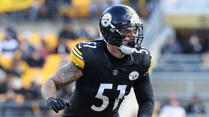 Nov 16, 2025; Pittsburgh, Pennsylvania, USA; Pittsburgh Steelers linebacker Nick Herbig (51) follows the play against the Cincinnati Bengals during the first half at Acrisure Stadium. Mandatory Credit: Charles LeClaire-Imagn Images Nov 16, 2025; Pittsburgh, Pennsylvania, USA; Pittsburgh Steelers linebacker Nick Herbig (51) follows the play against the Cincinnati Bengals during the first half at Acrisure Stadium. Mandatory Credit: Charles LeClaire-Imagn Images