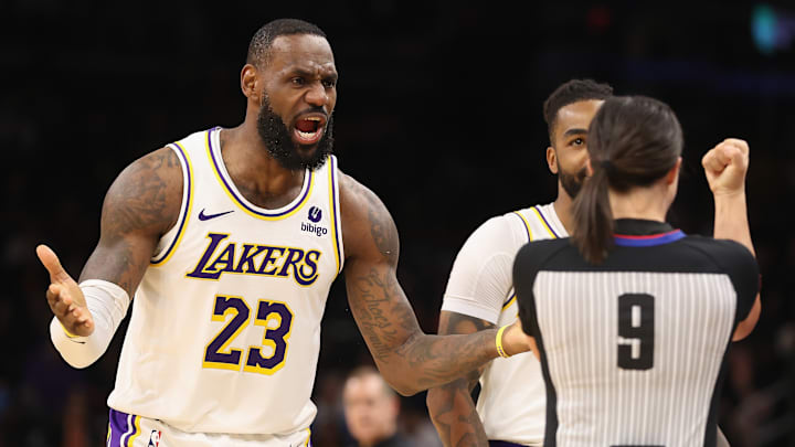 Los Angeles Lakers v Phoenix Suns