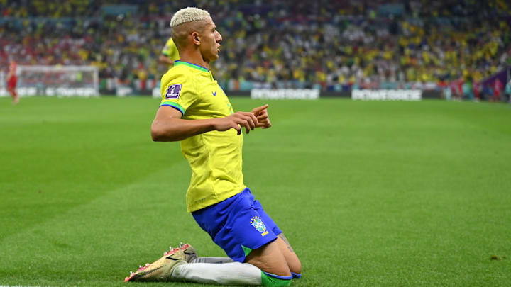 Richarlison ouvre le score pour le Brésil