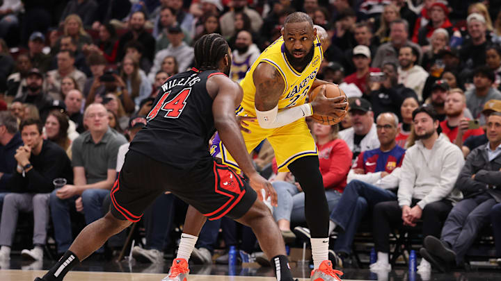 Los Angeles Lakers v Chicago Bulls