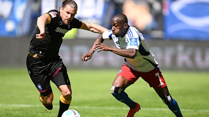 Hamburger SV Vs Karlsruhe - 2. Bundesliga