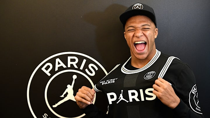 Kylian Mbappé cobra dinero anualmente debido a un acuerdo con Nike