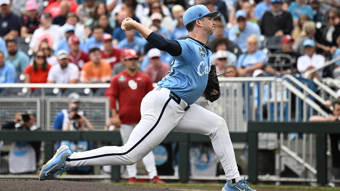 Ryan Lynch exits Game 2 of the College World Series Championship Series due to injury Ryan Lynch exits Game 2 of the College World Series Championship Series due to injury
