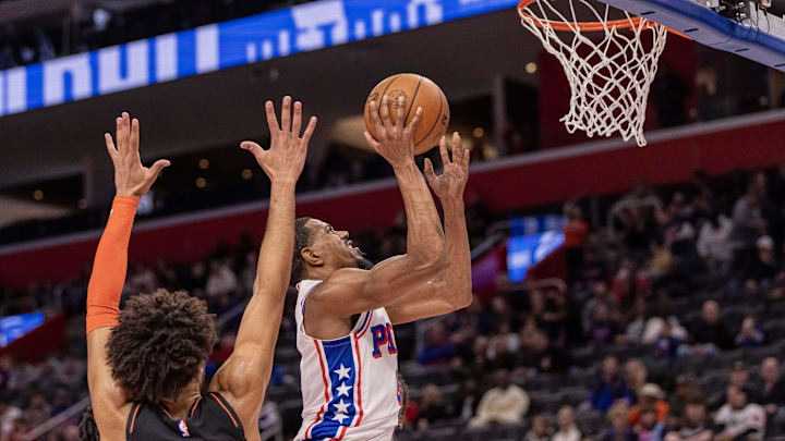 Nov 10, 2023; Detroit, Michigan, USA; Philadelphia 76ers guard De'Anthony Melton (8) drives to the