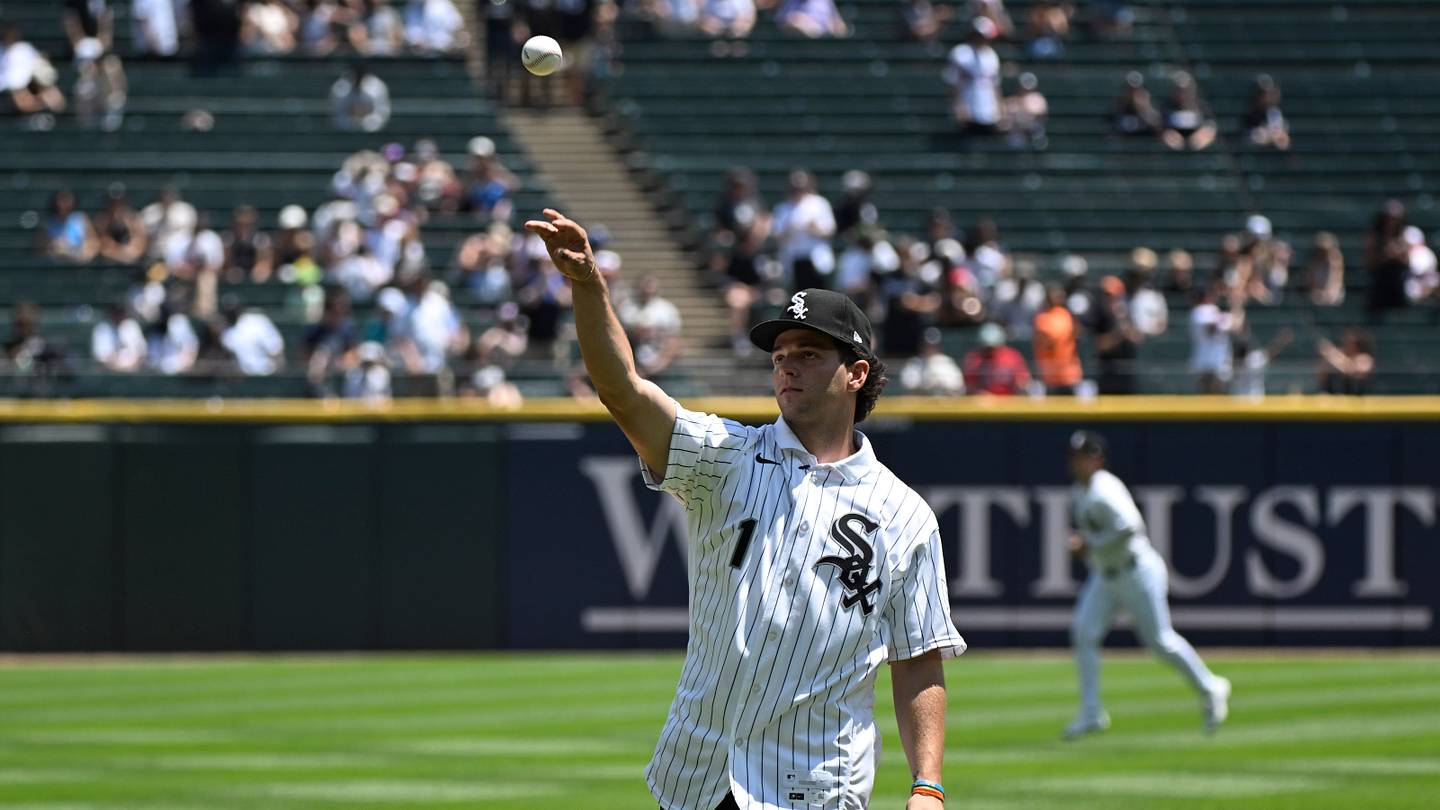White Sox Share Major Injury News on Top Prospects Roch Cholowsky, Billy Carlson
