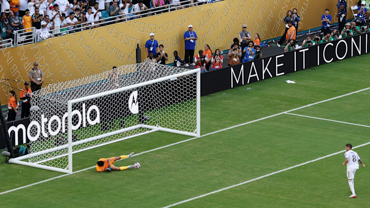 Goleiro marroquino evitou derrota nos acréscimos
