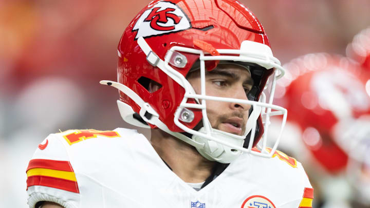 Aug 9, 2025; Glendale, Arizona, USA; Kansas City Chiefs wide receiver Mac Dalena (84) against the Arizona Cardinals during a preseason NFL game at State Farm Stadium. Mandatory Credit: Mark J. Rebilas-Imagn Images