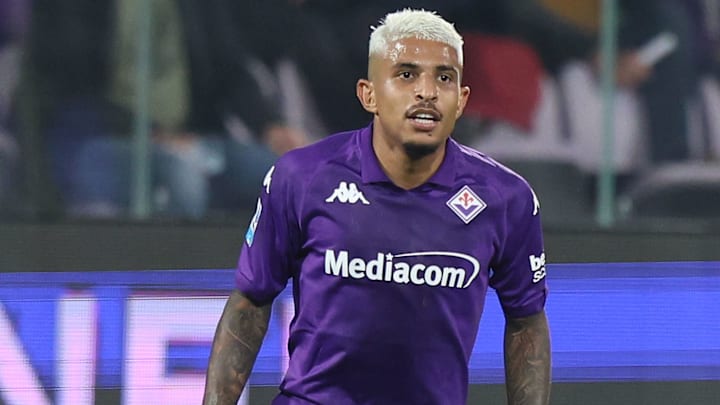 Dodô é um dos principais destaques do futebol italiano na posição Dodô é um dos principais destaques do futebol italiano na posição