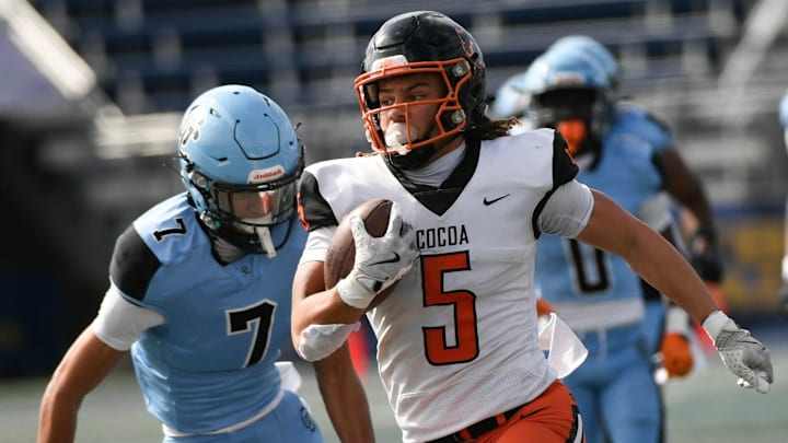 Jayvan Boggs of Cocoa makes a 60-yard pass reception against Gadsden County in the FHSAA football Class 2A state championship Thursday, December 12, 2024. Craig Bailey/FLORIDA TODAY via USA TODAY NETWORK