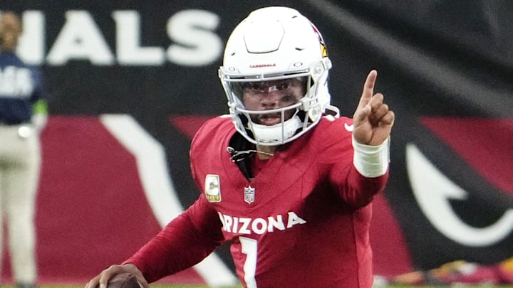 Arizona Cardinals quarterback Kyler Murray (1) scrambles against the Atlanta Falcons in the second