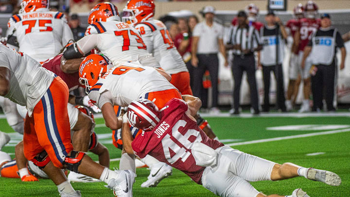 Indiana's Isaiah Jones (46) sacks Illinois' Luke Altmeyer (9) during the Indiana versus Illinois football game at Memorial Stadium on Saturday, Sept. 20, 2025