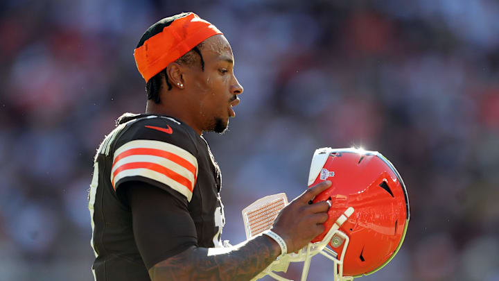 Cleveland Browns quarterback Dorian Thompson-Robinson (17) heads back to the bench during the second half of an NFL football game against the Cincinnati Bengals at Huntington Bank Field, Sunday, Oct. 20, 2024, in Cleveland, Ohio.