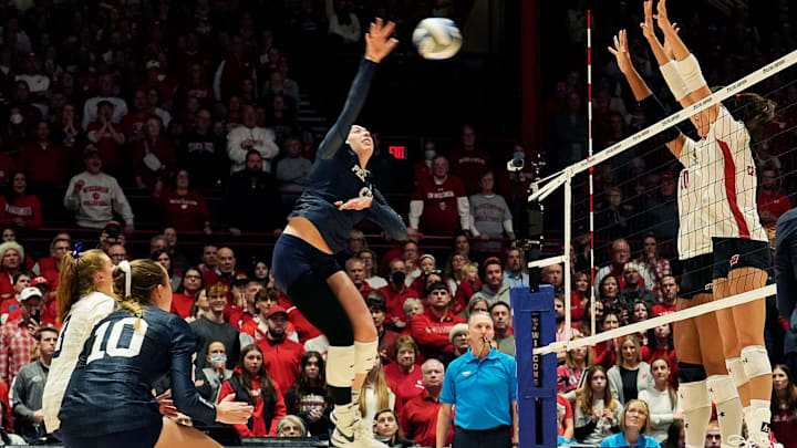 Penn State outside hitter Jess Mruzik (9) 