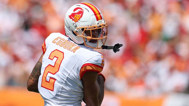 Tampa Bay Buccaneers wide receiver Emeka Egbuka (2) receives a pass against the New York Jets in the second quarter at Raymond James Stadium. 