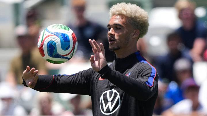 The United States chances of advancing to the World Cup knockout stage are not secure. The United States chances of advancing to the World Cup knockout stage are not secure.