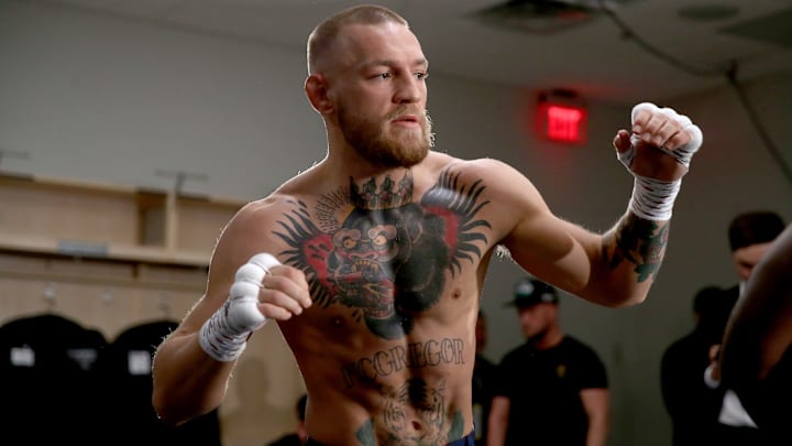 Floyd Mayweather Jr. v Conor McGregor