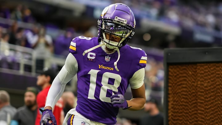 Green Bay Packers v Minnesota Vikings