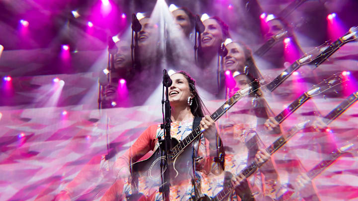Missy Higgins Performs Live At The Bowl