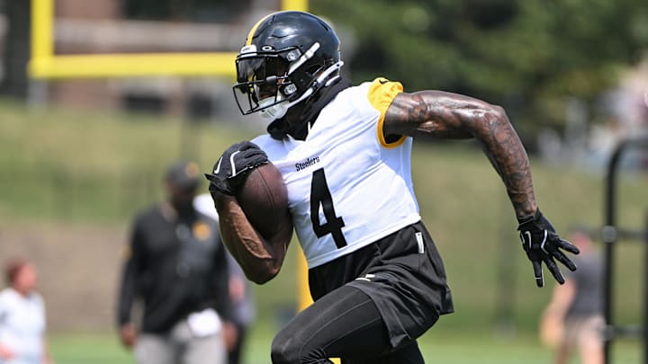 Jul 25, 2025; Pittsburgh, PA, USA; Pittsburgh Steelers wide receiver DK Metcalf (4) participates in drills during training camp at Saint Vincent College. Mandatory Credit: Barry Reeger-Imagn Images