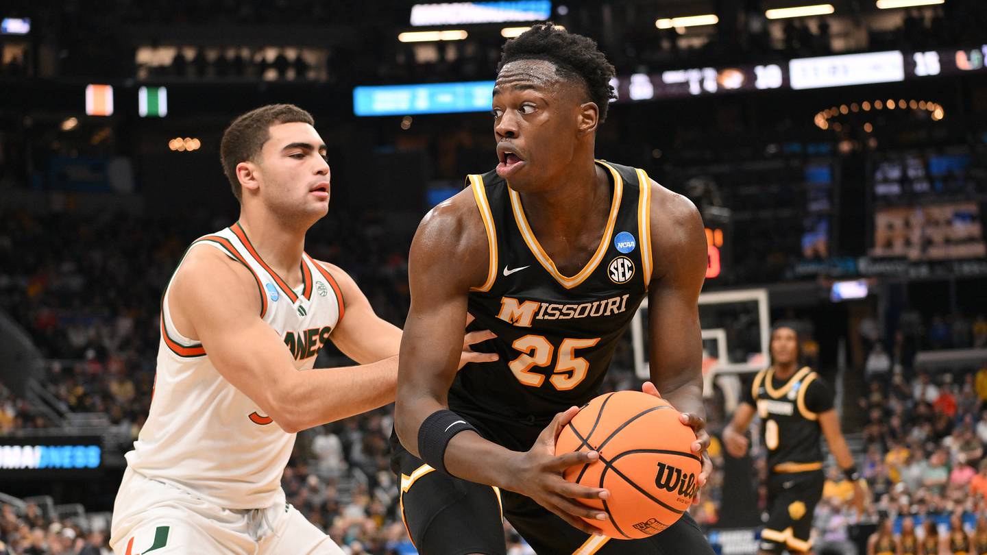 Kentucky’s Roster Is Loaded After Mark Mitchell Addition. Can Mark Pope Deliver?