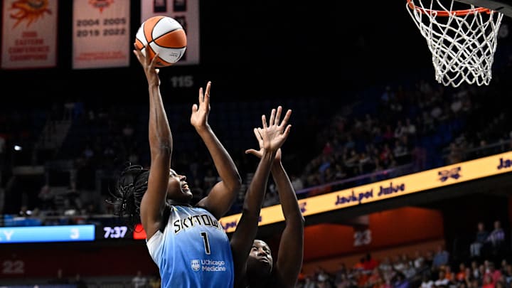 Aug 13, 2025; Uncasville, Connecticut, USA; Chicago Sky center Elizabeth Williams (1) shoots against Connecticut Sun center Tina Charles (31) during the first half at Mohegan Sun Arena. Mandatory Credit: Eric Canha-Imagn Images Aug 13, 2025; Uncasville, Connecticut, USA; Chicago Sky center Elizabeth Williams (1) shoots against Connecticut Sun center Tina Charles (31) during the first half at Mohegan Sun Arena. Mandatory Credit: Eric Canha-Imagn Images